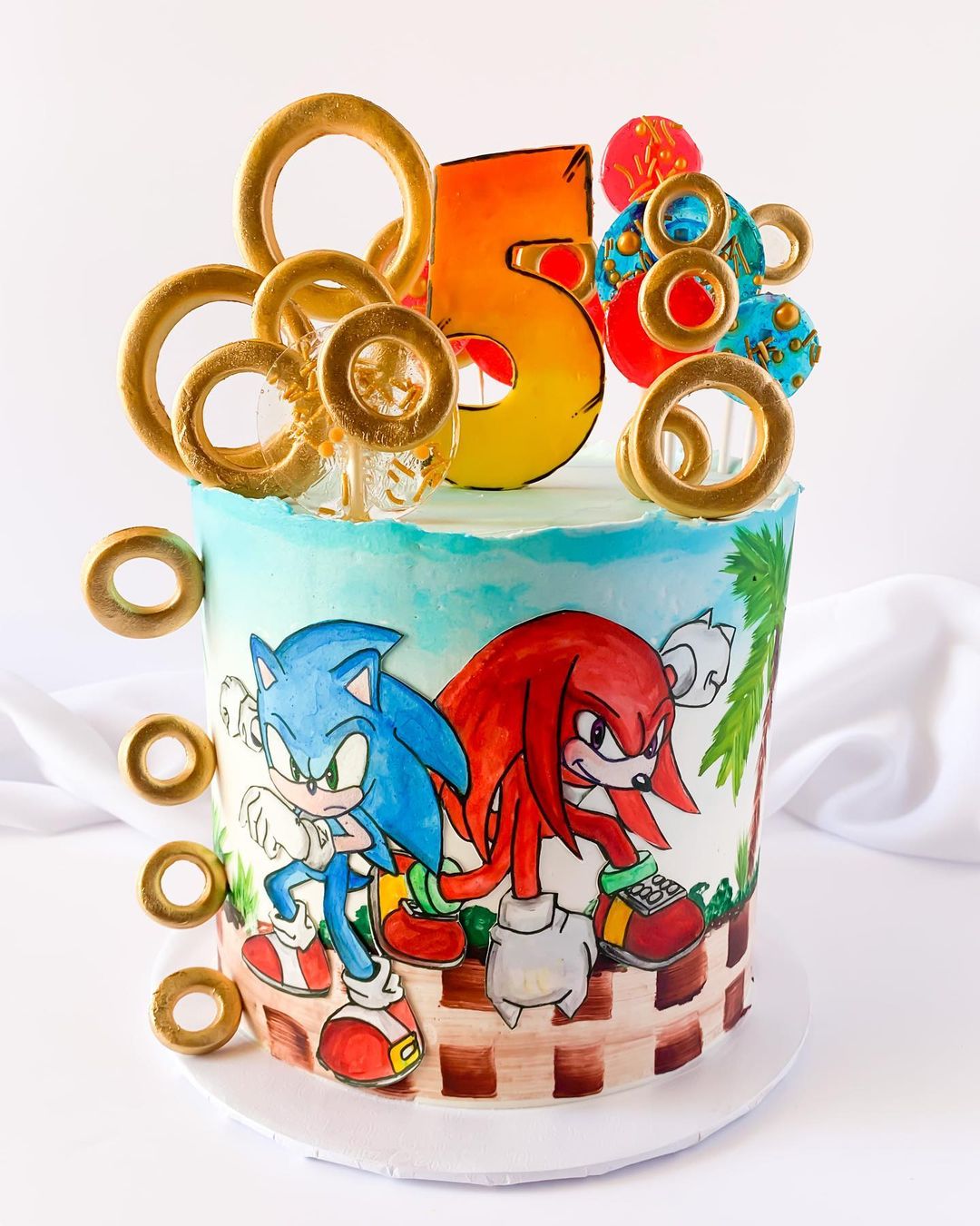 Sonic cake