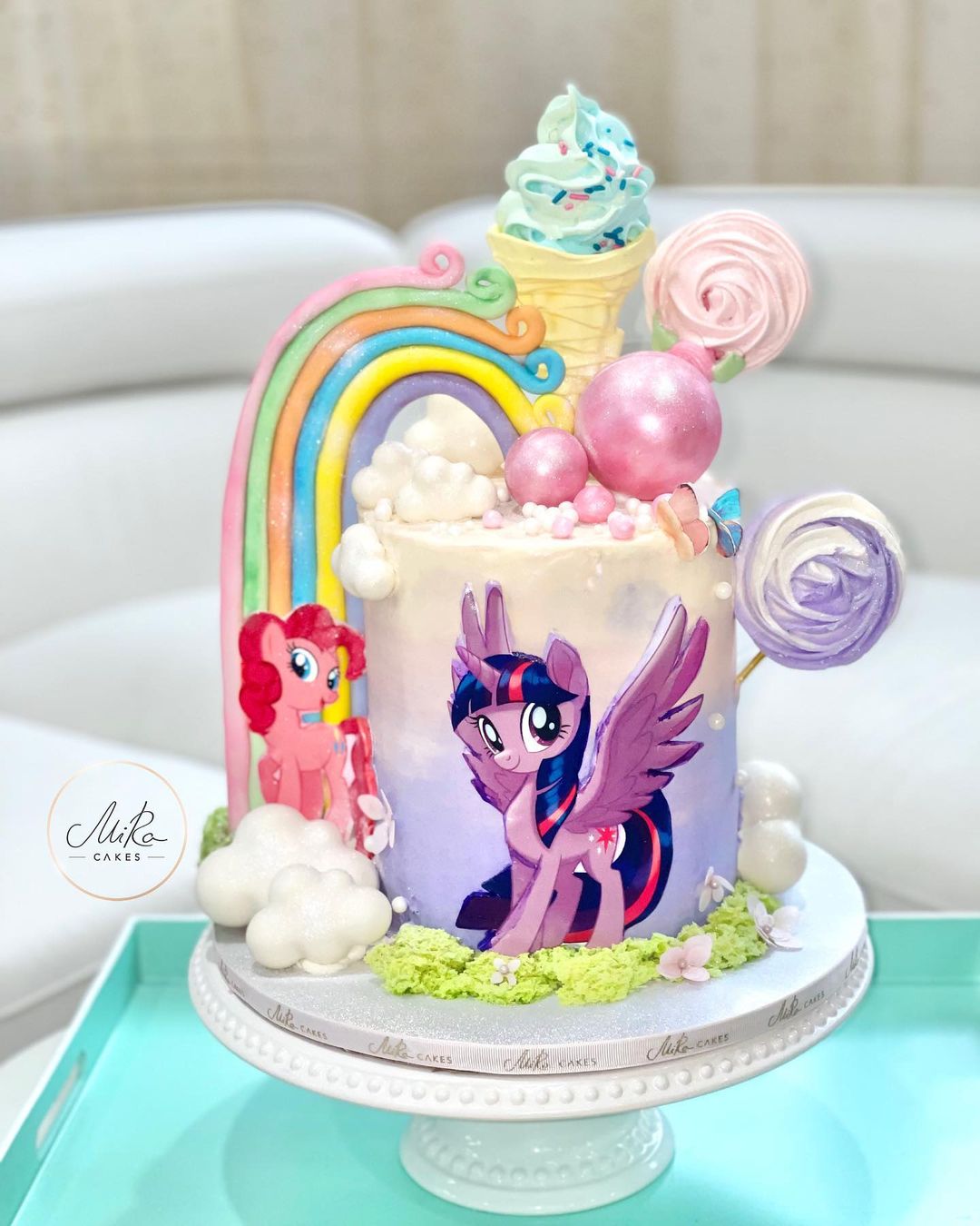 Edible Unicorn Cake