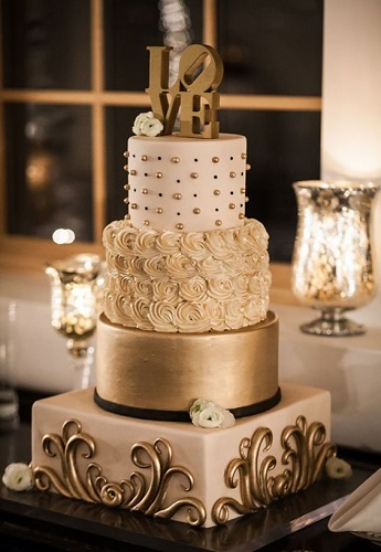 Top 10 Gold Edible Luster Cake Designs for Weddings & Birthdays